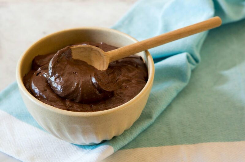 5-Minute Chocolate Avocado Mousse (Rich, Creamy & Dairy-Free)