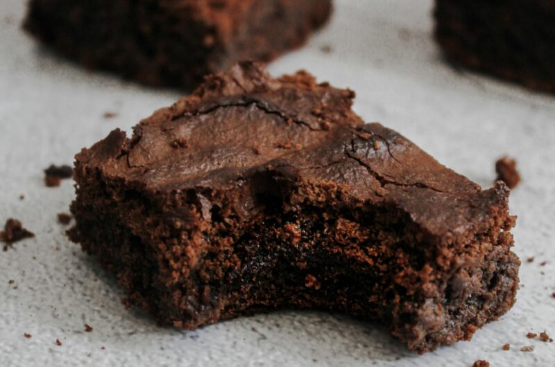 Fudgy Vegan Brownies (Rich, Chocolatey & Easy to Make)