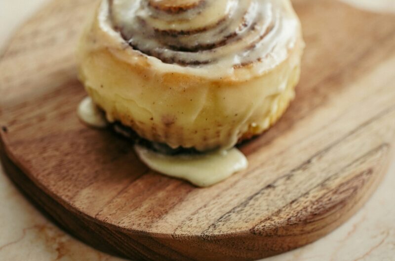 Soft and Fluffy Vegan Cinnamon Rolls with Cream Cheese Frosting