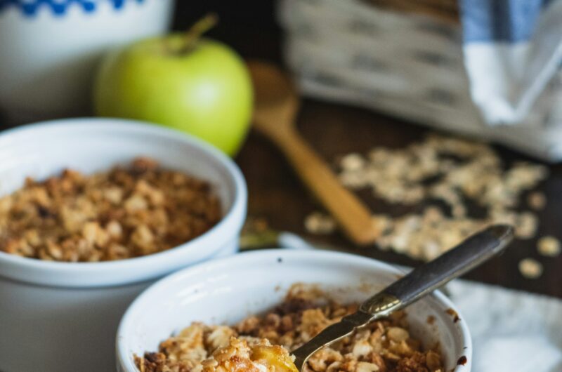 Cinnamon Apple Overnight Oats (Easy Make-Ahead Breakfast)